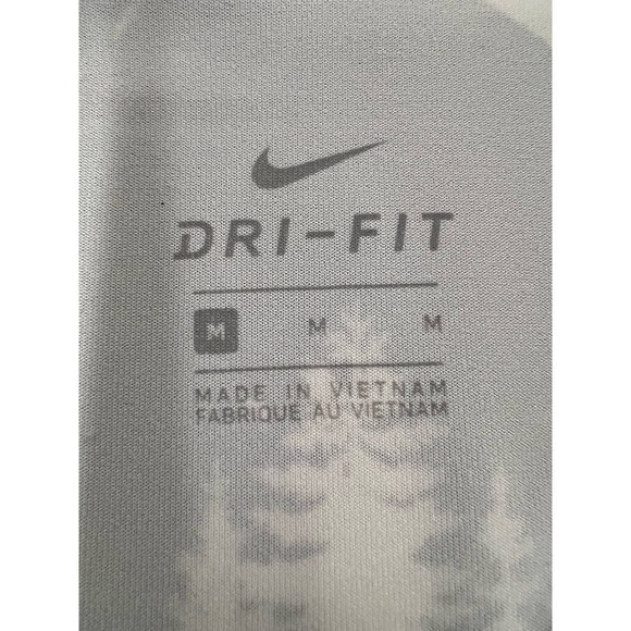 Women’s Navy Polo Nike Dri-FIT Golf Shirt Top Size Medium with Mountain/Nature - Picture 3 of 10